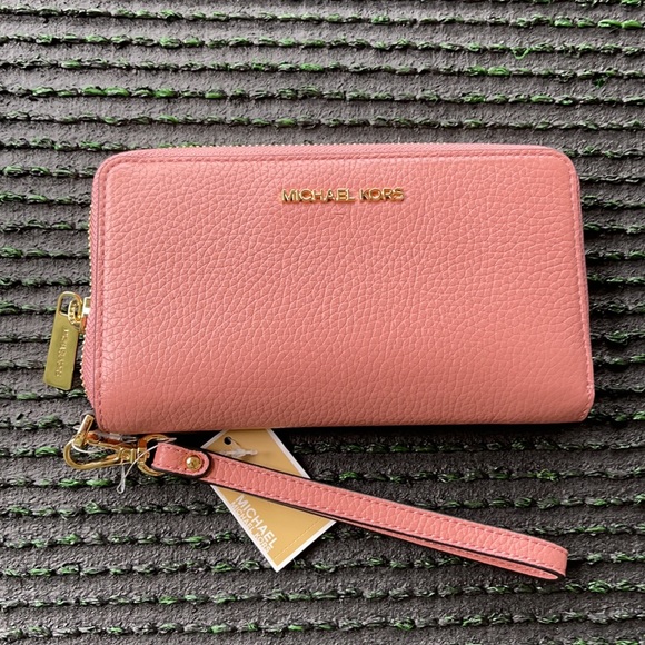 Michael Kors Large Flat MF Phone Case Leather Wallet in Sunset Rose - Picture 2 of 16